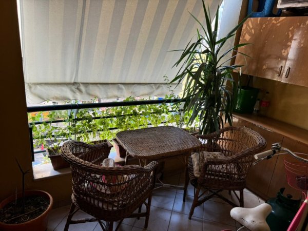 Tirane, jepet me qera apartament 2+1 Kati 2, 92 m² 600 € (Komuna e Parisit)