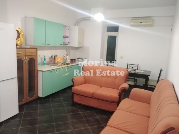 Tirane, jepet me qera apartament 1+1 Kati 8, 60 m² 450 € (Rruga Medreseja)