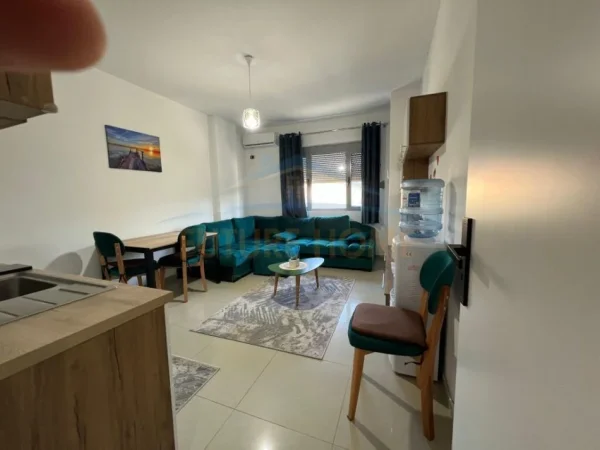 Durres, shitet apartament 1+1+Ballkon Kati 2, 52 m² 80.000 € (Golem)