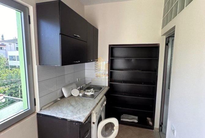Tirane, shitet apartament 1+1 Kati 3, 137 m² 206.000 € (Tek amabasada amerikane)