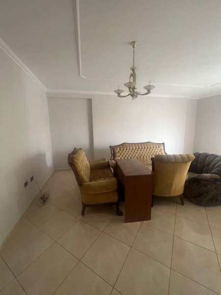 Tirane, jepet me qera apartament 2+1 Kati 3, 103 m² 450 € (Astir)