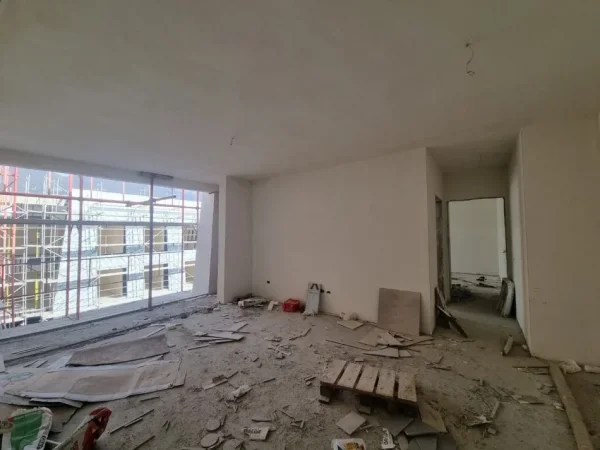 Tirane, shitet apartament 2+1+Ballkon Kati 6, 101 m² 139.000 € (Xhanfize Keko)