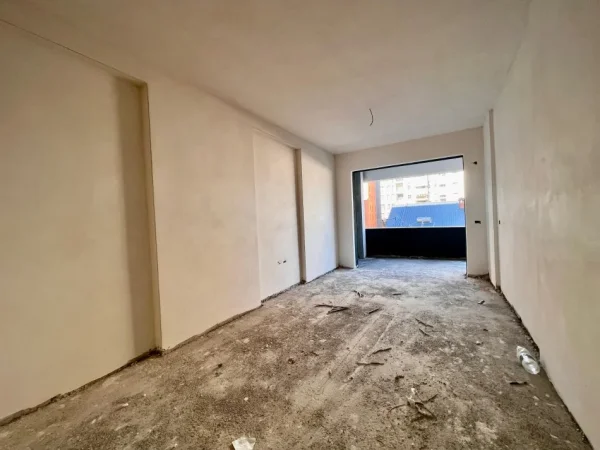 Tirane, shitet apartament 2+1 Kati 4, 124 m² 186.585 € (oxhaku)