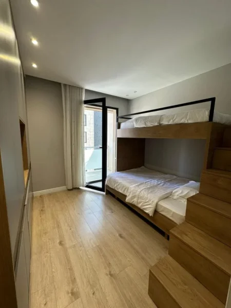 Tirane, shitet apartament 2+1 Kati 4, 94 m² 162.000 € (sheshi Shqiponja , ish-dogana)