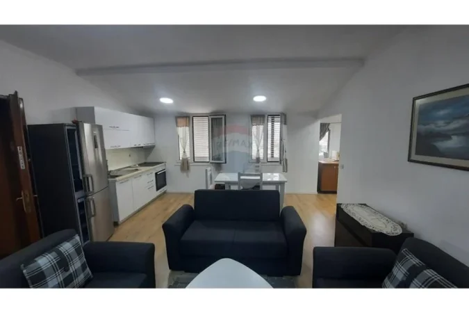 Tirane, shitet apartament 1+1 Kati 7, 70 m² 160.000 € (Rruga Mihal Grameno)