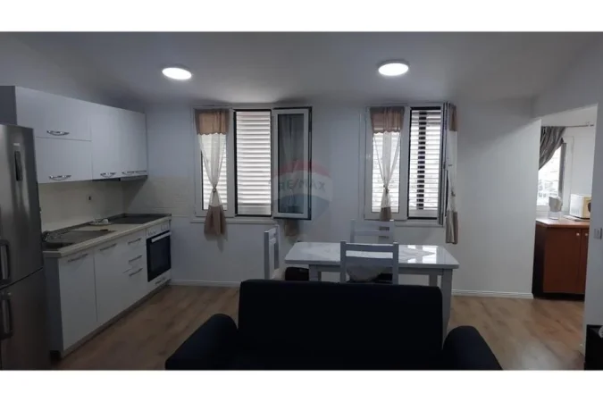 Tirane, shitet apartament 1+1 Kati 7, 70 m² 160.000 € (Rruga Mihal Grameno)