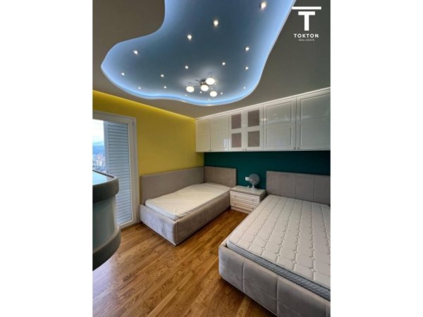 Tirane, shitet apartament 2+1+Ballkon Kati 3, 116 m² 265.000 € (Kopshti Botanik)