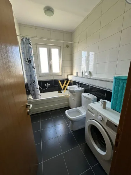 Tirane, shitet Vile Kati 0, 830 m² 755.000 € (AUTOSTRADA TIRANE-DURRES)