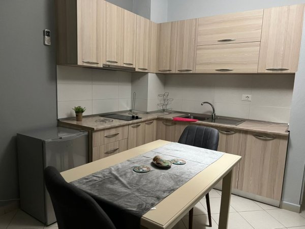 Vlore, shitet apartament , 50 m² 125.000 € (Uji i Ftohte)