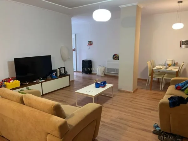 Tirane, shes apartament 2+1+Aneks+Ballkon Kati 4, 152 m² 450.000 € (BLLOK)