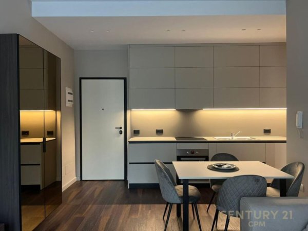 Tirane, jepet me qera apartament 1+1+Aneks+Ballkon Kati 2, 70 m² 800 € (GARDEN BUILDING)