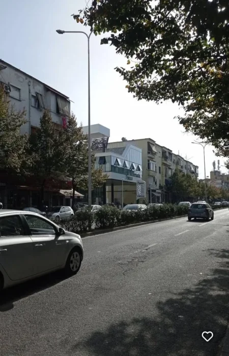 Tirane, shes apartament 1+1 Kati 1, 62 m² 115.000 € (Shkolla E Kuqe)