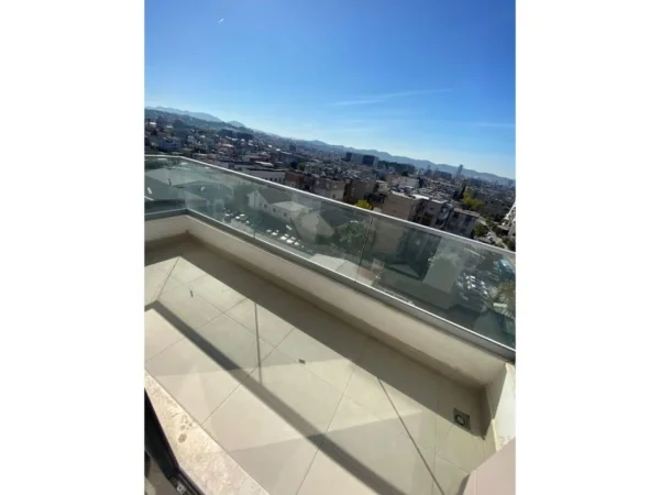 Tirane, shes apartament+verande | Penthouse 2+1+Aneks+Ballkon Kati 6, 102 m² 235.000 € (Xhenfize Keko” Porcelan)