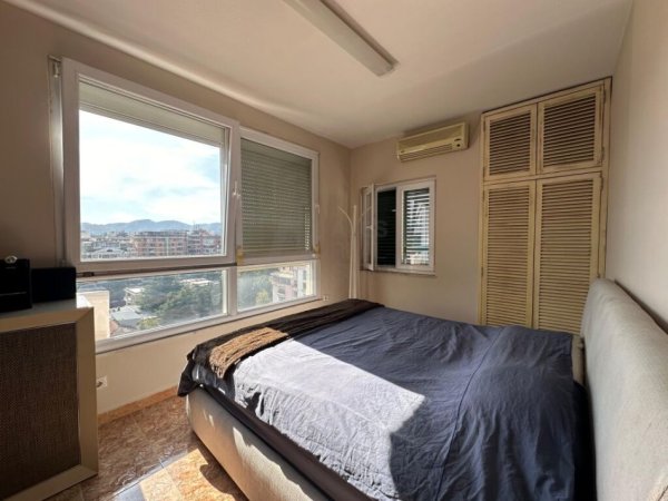 Tirane, jepet me qera apartament 2+1+Aneks+Ballkon Kati 10, 145 m² 1.500 € (Bllok)