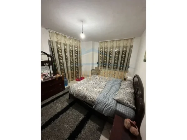 Durres, shitet apartament 2+1 Kati 1, 92 m² 78.000 € (Spitali,Durres)