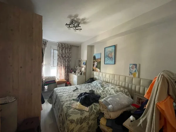 Tirane, shitet apartament 2+1+Aneks+Ballkon Kati 5, 109 m² 141.000 € (astir)