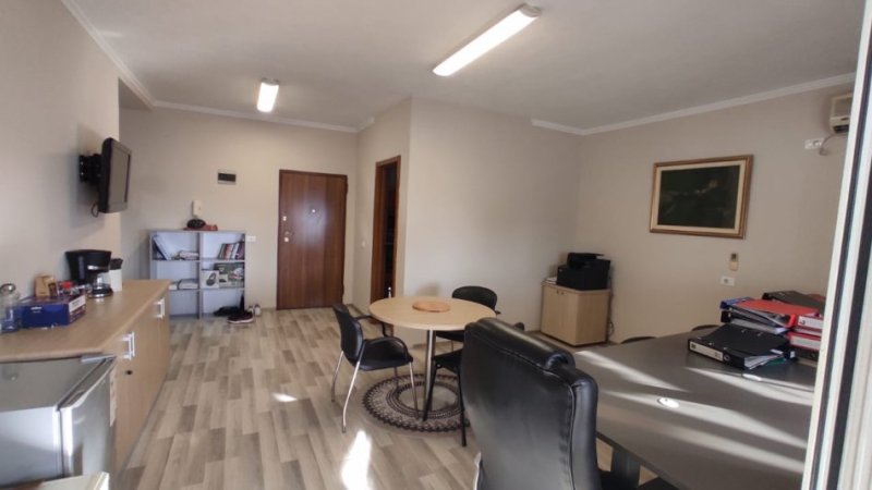 Tirane, jepet me qera apartament 2+1 Kati 10, 125 m² 1.500 € (BLLOK)