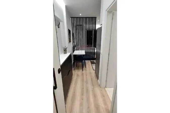 Tirane, jepet me qera garsonier , 50 m² 450 € (Porcelan - Oxhaku,)