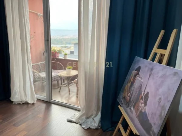 Tirane, shitet apartament 2+1 Kati 3, 89 m² 180.000 € (Kopshti Botanik)