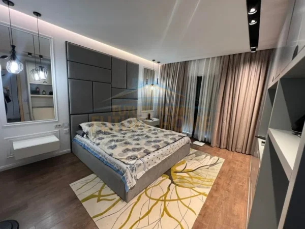 Tirane, jepet me qera apartament 1+1 Kati 6, 115 m² 800 € (green city)