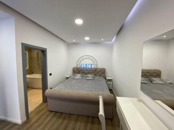 Elbasan, shitet shtepi 1 Katshe Kati 1, 295 m² 220.000 € (Ukd)