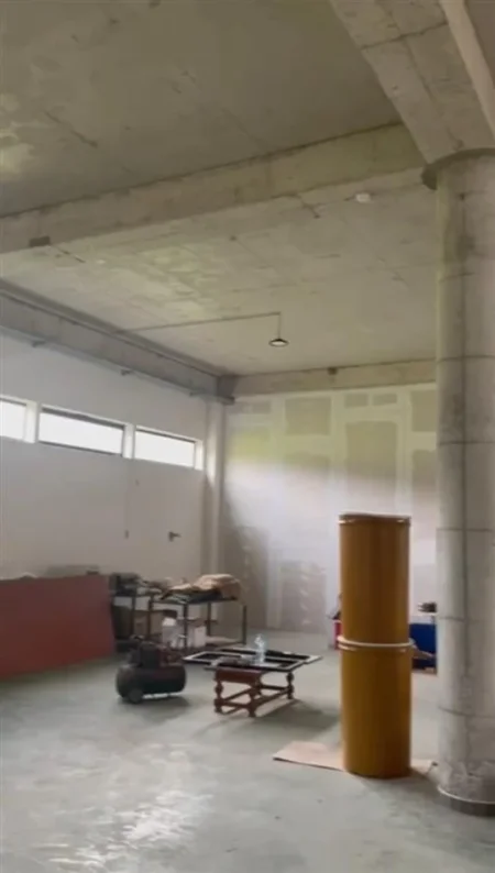 Jepet me qera magazine Kati 0, 300 m² 1.200 € (Vaqarr)