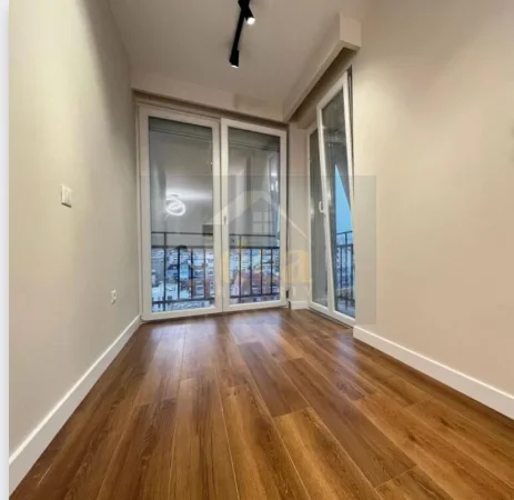 Tirane, jepet me qera zyre Kati 11, 120 m² 1.200 € (Lidhja e Prizrenit)