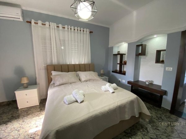 Tirane, jepet me qera apartament 4+1+Aneks+Ballkon Kati 3, 160 m² 1.500 € (DON BOSKO)