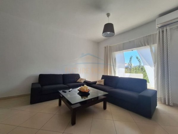 Durres, jepet me qera apartament 2+1 Kati 2, 136 m² 450 € (Rruga e Miqesise, Durres)