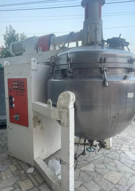 Tirane, shes Reaktor