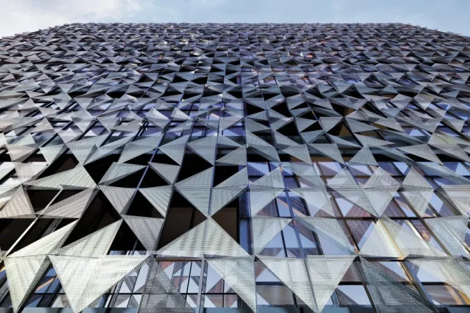 Tirane, shitet apartament 2+1 (RRUGA ISMAIL QEMALI)