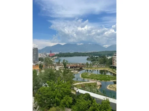 Tirane, shes apartament 3+1+2 +2 POSTE PARKIMI , 142 m² 390.500 € (Kopshti Botanik Zoologjik)