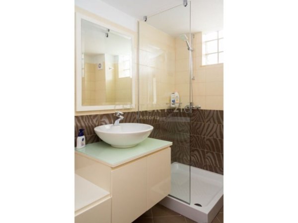 Tirane, jap me qera apartament 4+1+2 , 120 m² 1.000 € (Kodra e Diellit Residence)