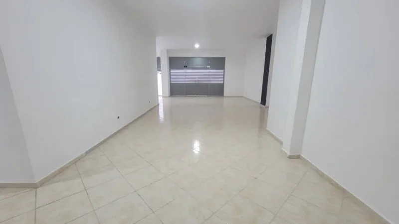 Durres, jepet me qera ambjent biznesi Kati 0, 160 m² (lagjja 5)