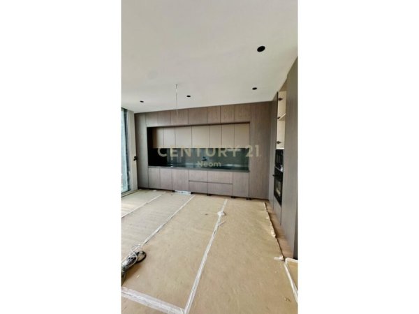 Tirane, jap me qera apartament 2+1+2+POST PARKIMI , 138 m² 1.700 € (Kodra e Diellit)