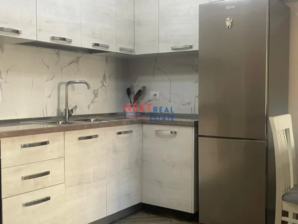 Vlore, jepet me qera apartament 1+1+Aneks+Ballkon , 450 € (BULEVARDI VLORE SKELE)