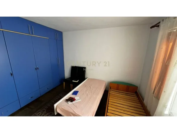 Tirane, shitet apartament 1+1 Kati 3, 63 m² 130.000 € 