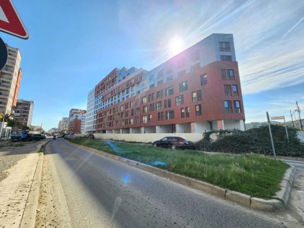 Shitet: 1+1, ne Astir 📍te Rezidenca Urban Gate | Ndertim Cilesor, 🏗️Fasade e Ventiluar || Kati 3 - LINDJE🌞 (( 99.500 € ))