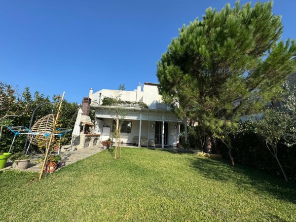Durres, shitet apartament 2+1+Ballkon Kati 0, 96 m² 380.000 € (Lura 3,Gjiri i Lalzit)