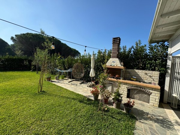 Durres, shitet apartament 2+1+Ballkon Kati 0, 96 m² 380.000 € (Lura 3,Gjiri i Lalzit)