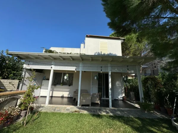 Durres, shitet apartament 2+1+Ballkon Kati 0, 96 m² 380.000 € (Lura 3,Gjiri i Lalzit)