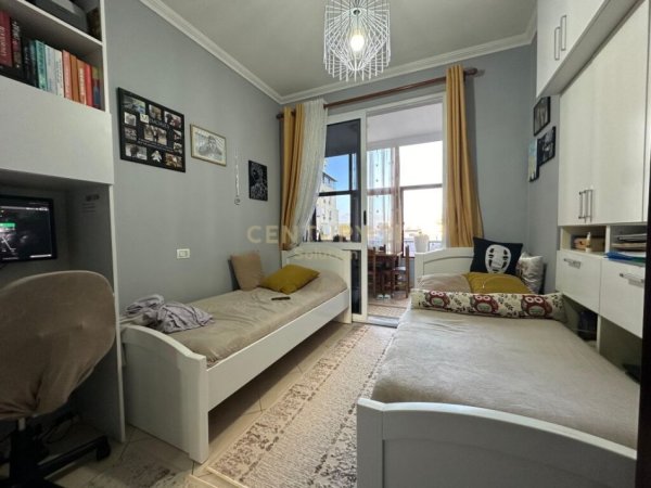 Tirane, shes apartament 2+1 Kati 3, 88 m² 122.000 € 