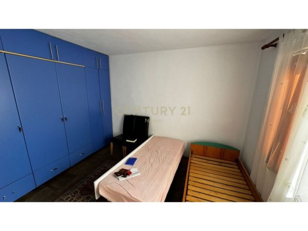 Tirane, shes apartament 1+1 , 63 m² 130.000 € (Rruga e Kavajës)