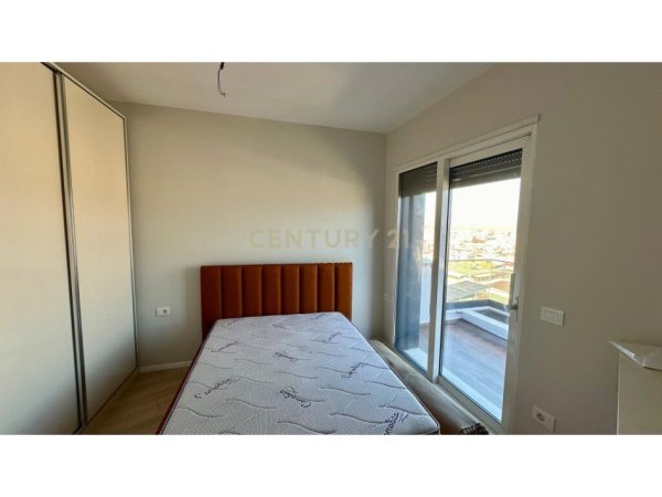 Tirane, jap me qera apartament 1+1+Ballkon , 70 m² 700 € (Kodra e Diellit)