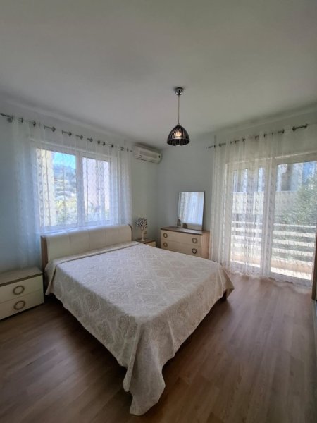 Tirane, jepet me qera apartament 3+1+Aneks+Ballkon Kati 2, 115 m² 800 € (KOPSHTI ZOOLOGJIK)
