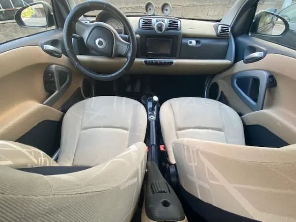 Tirane, shitet makine SMART ForTwo Passion 1000 Turbo Benzin 84CV Benzin, gri metalizato automatik Klima 71.000 km 4.500 €