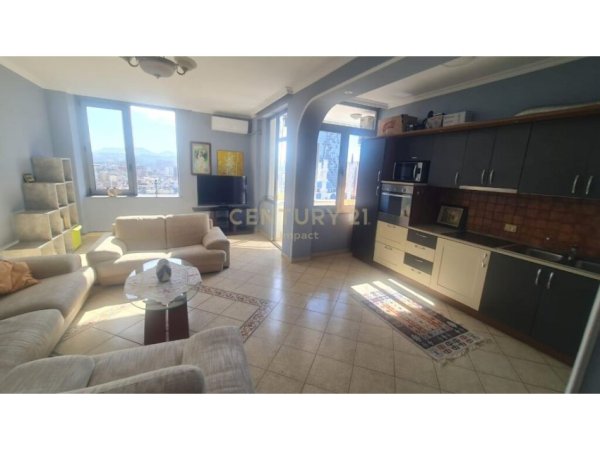 Tirane, jepet me qera apartament 2+1+Aneks+Ballkon Kati 10, 108 m² 1.100 € (Parlamenti Tirana, Albania)
