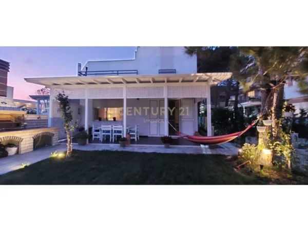 Gjiri Lalezit | Hamallaj, shes apartament 2+1+Aneks+Ballkon Kati 0, 300 m² 380.000 € (Kompleksi Lura 3 Durrës, Albania)