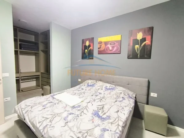 Tirane, jepet me qera apartament 1+1 Kati 3, 64 m² 600 € (Unaze e Re)