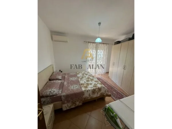 Tirane, shitet apartament 2+1+2 Kati 2, 100 m² 210.000 € (Kopshti Botanik)